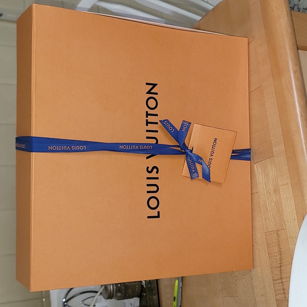 ⭐SOLD⭐⚜ BRAND NEW IN BOX  WITH AUTHENTICITY PAPERS⚜ LOUIS VUITTON SPEEDY 30 ⚜